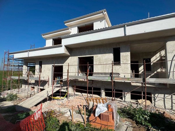 casa indipendente in vendita a Guidonia Montecelio in zona Marco Simone
