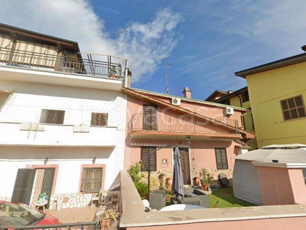 appartamento in vendita a Guidonia Montecelio in zona Villanova