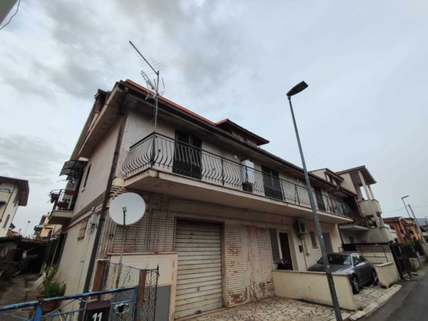 appartamento in vendita a Guidonia Montecelio in zona Villanova