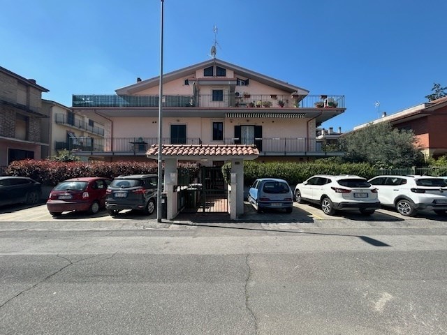 appartamento in vendita a Guidonia Montecelio in zona Villanova