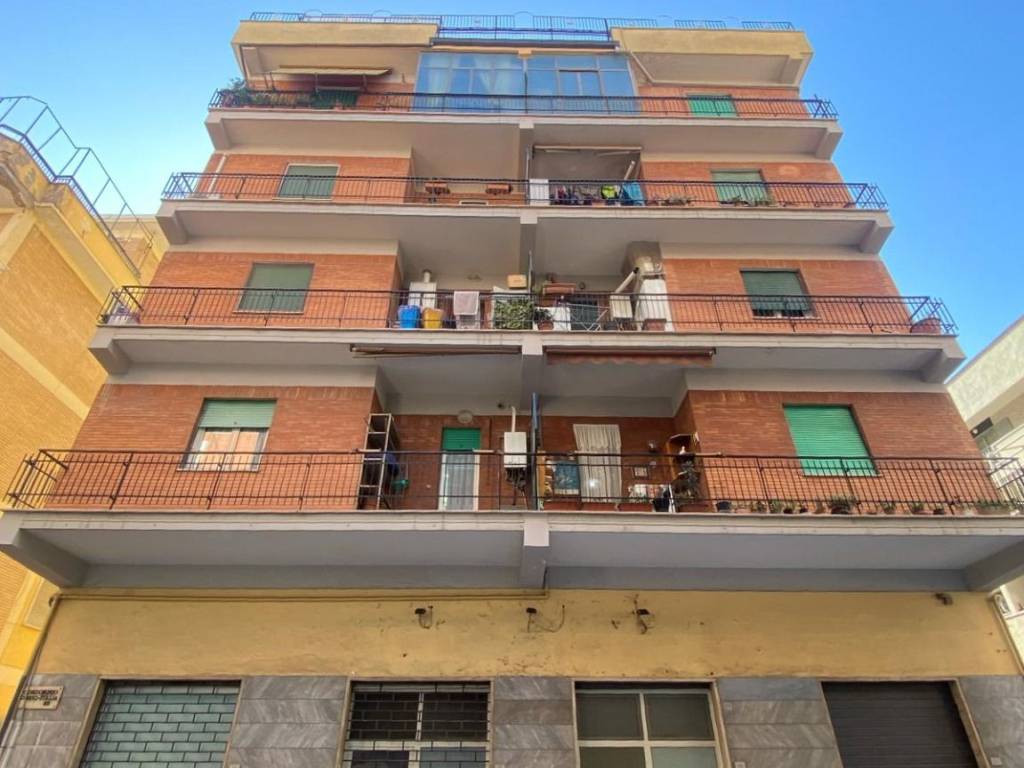 appartamento in vendita a Guidonia Montecelio in zona Villalba