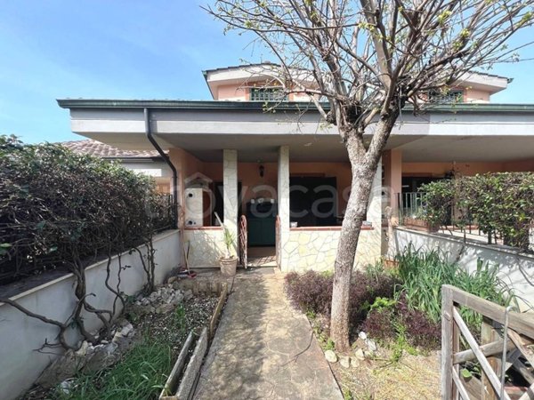 casa indipendente in vendita a Guidonia Montecelio in zona Marco Simone
