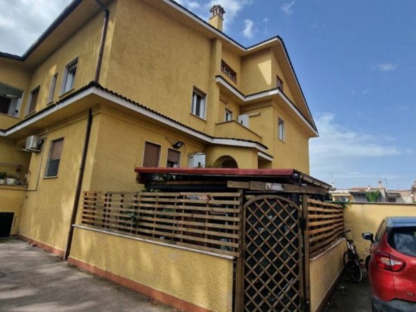 appartamento in vendita a Guidonia Montecelio in zona Villanova