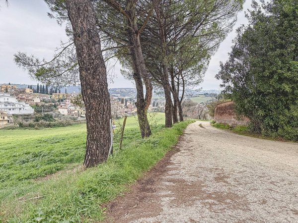 casa indipendente in vendita a Guidonia Montecelio in zona Pichini