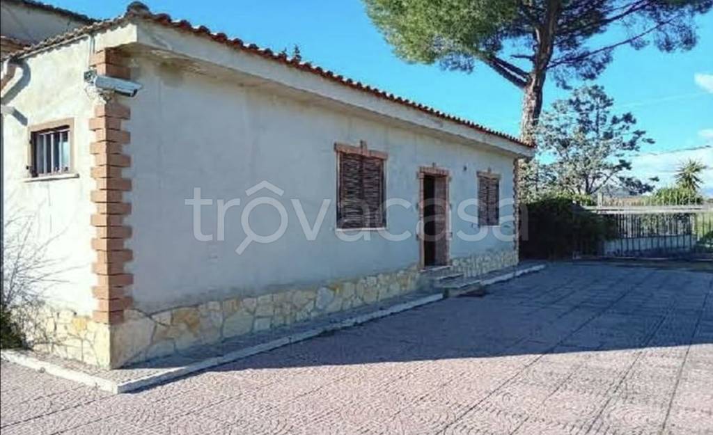 appartamento in vendita a Guidonia Montecelio in zona Pichini