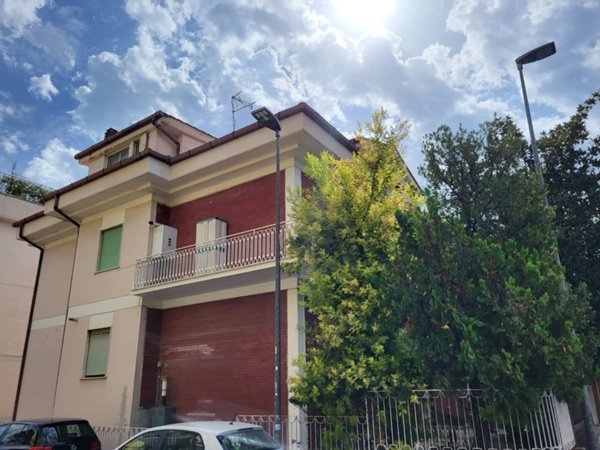 appartamento in vendita a Guidonia Montecelio in zona Villalba