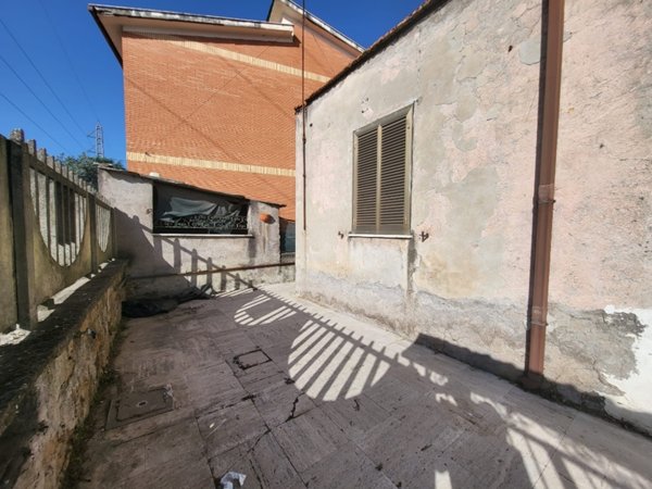 appartamento in vendita a Guidonia Montecelio in zona Villalba