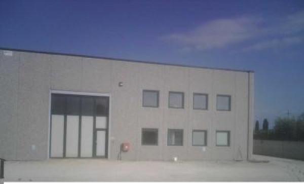negozio in vendita a Guidonia Montecelio