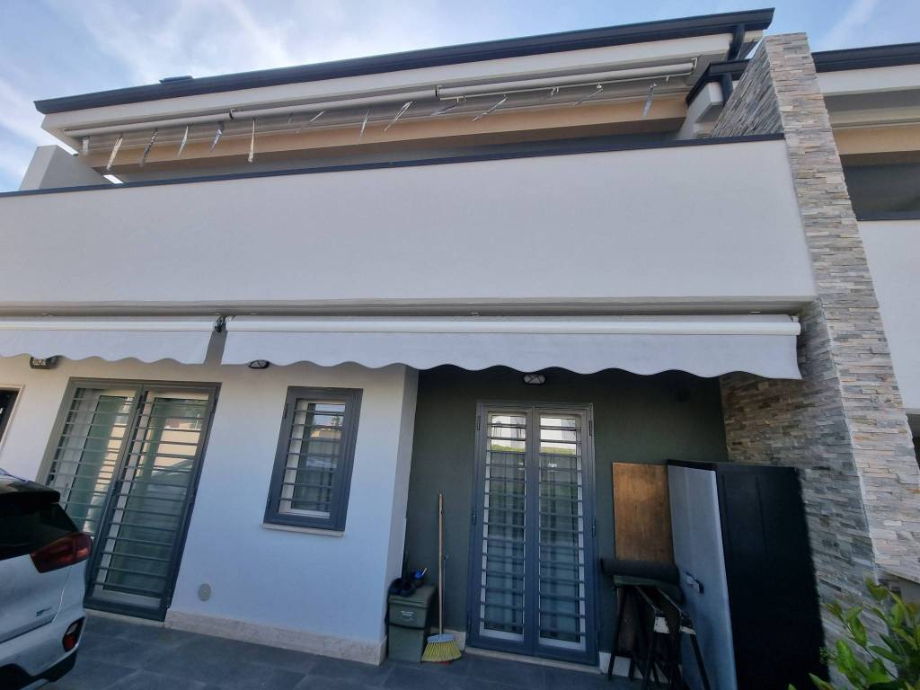 casa indipendente in vendita a Guidonia Montecelio in zona Marco Simone