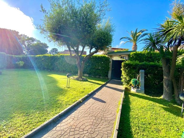 casa indipendente in vendita a Guidonia Montecelio