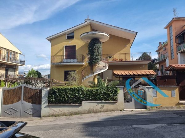appartamento in vendita a Guidonia Montecelio