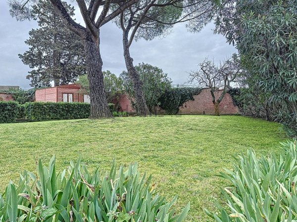 casa indipendente in vendita a Guidonia Montecelio in zona Pichini