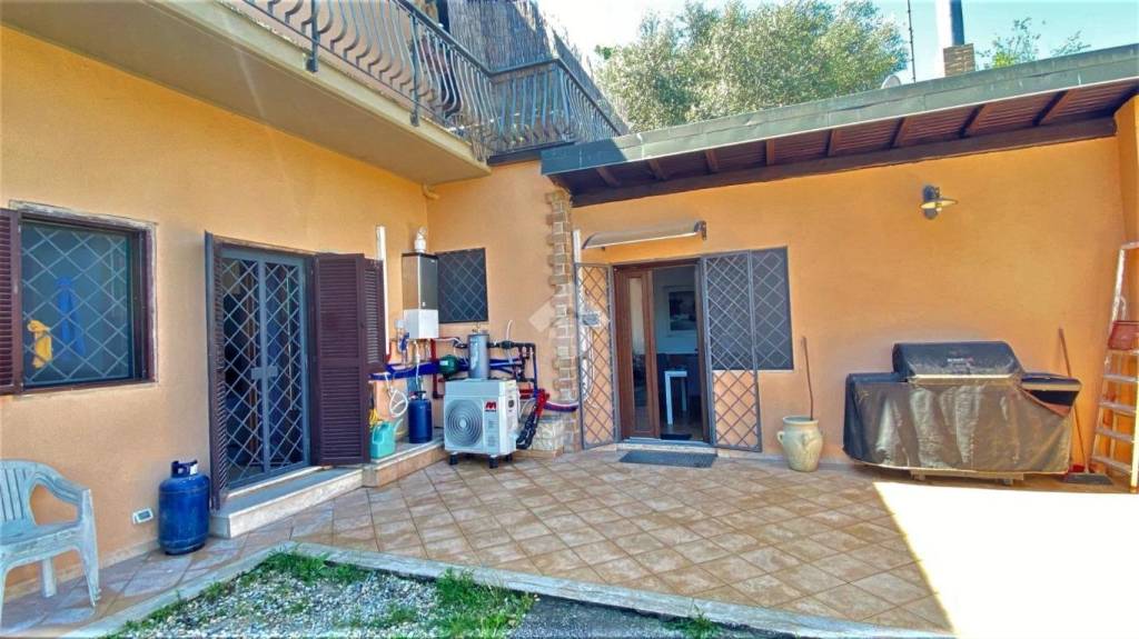 appartamento in vendita a Guidonia Montecelio in zona Colleverde