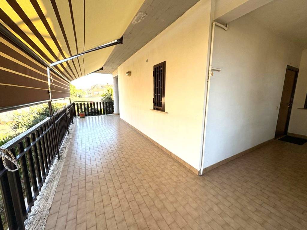appartamento in vendita a Guidonia Montecelio in zona Villanova
