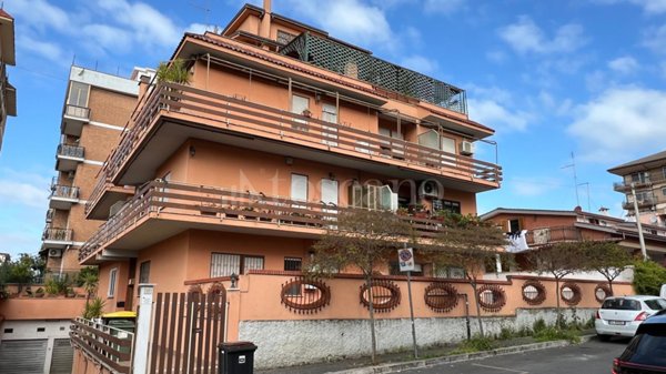 appartamento in vendita a Guidonia Montecelio in zona Setteville