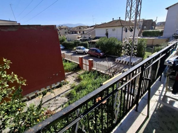 appartamento in vendita a Guidonia Montecelio in zona Villalba