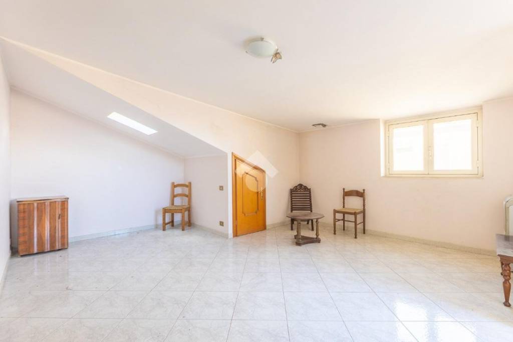 appartamento in vendita a Guidonia Montecelio in zona Villalba