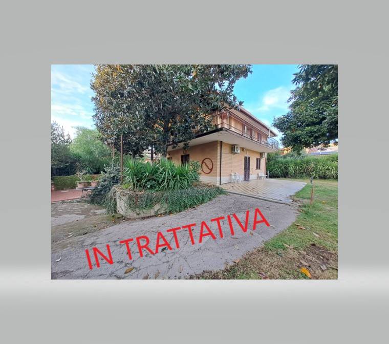 casa indipendente in vendita a Guidonia Montecelio in zona Marco Simone