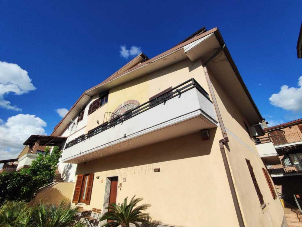 appartamento in vendita a Guidonia Montecelio in zona La Botte