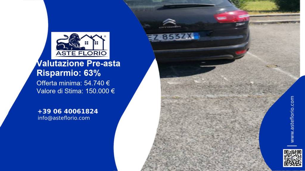 locale commerciale in vendita a Guidonia Montecelio in zona Marco Simone