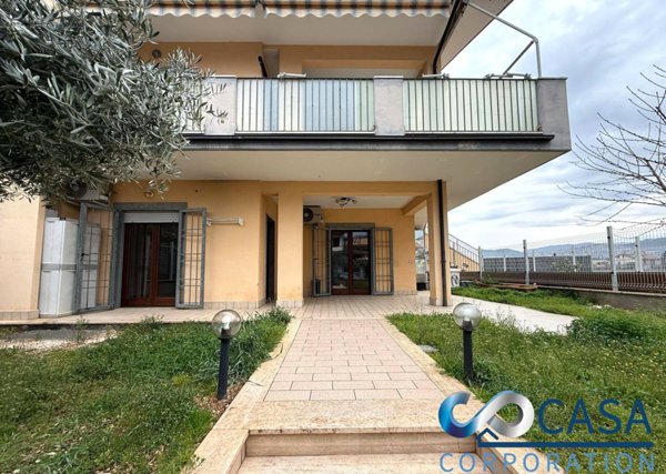 appartamento in vendita a Guidonia Montecelio in zona Villanova