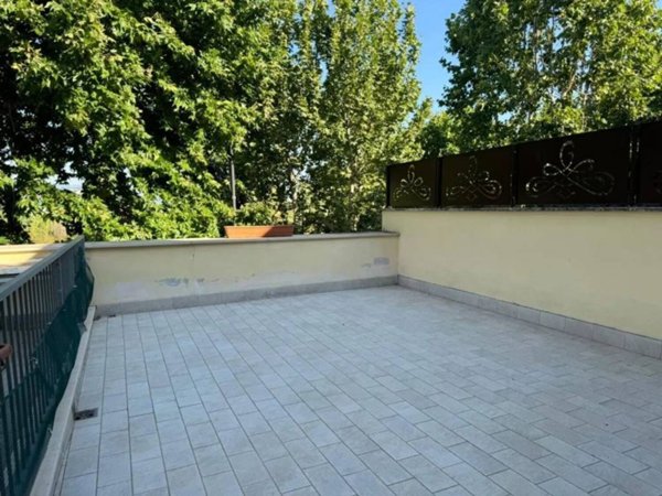 appartamento in vendita a Guidonia Montecelio in zona Guidonia