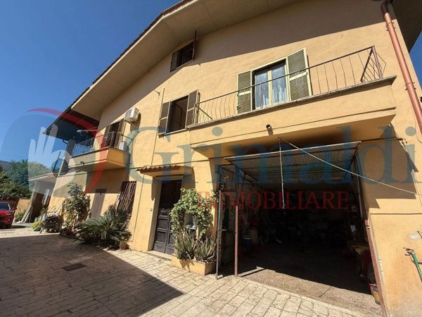 casa indipendente in vendita a Guidonia Montecelio in zona Guidonia