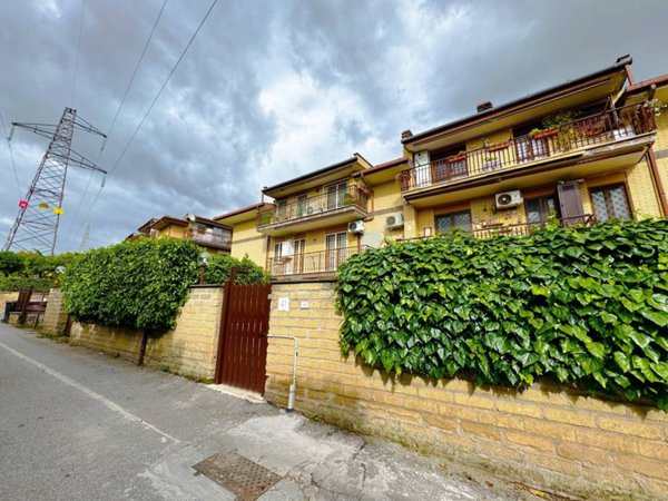 appartamento in vendita a Guidonia Montecelio in zona Guidonia