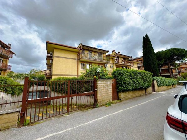 appartamento in vendita a Guidonia Montecelio in zona Colleverde