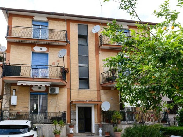 appartamento in vendita a Guidonia Montecelio