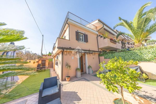 casa indipendente in vendita a Guidonia Montecelio