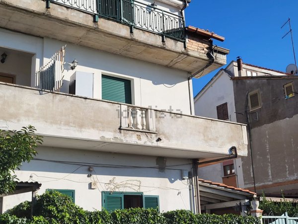 appartamento in vendita a Guidonia Montecelio in zona Villalba