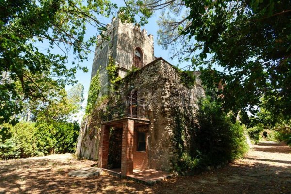 casa indipendente in vendita a Guidonia Montecelio in zona Montecelio
