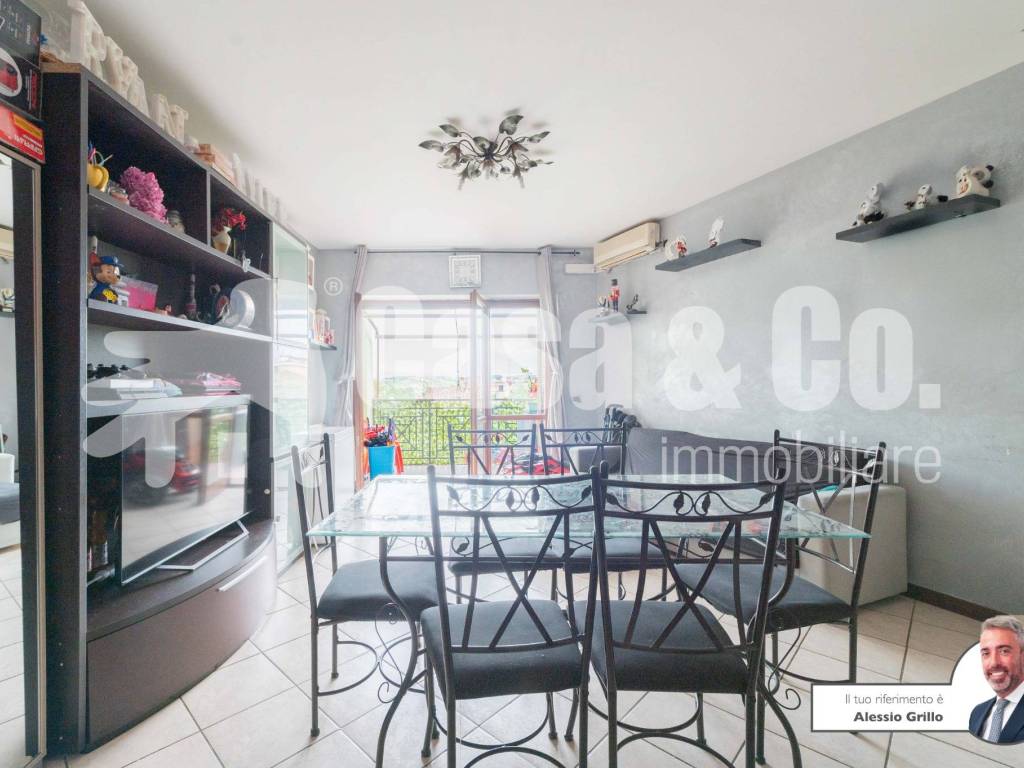 appartamento in vendita a Guidonia Montecelio in zona Marco Simone