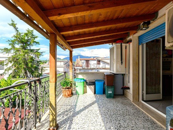 appartamento in vendita a Guidonia Montecelio in zona Guidonia
