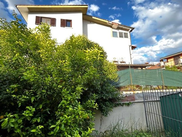 casa indipendente in vendita a Guidonia Montecelio in zona Pichini