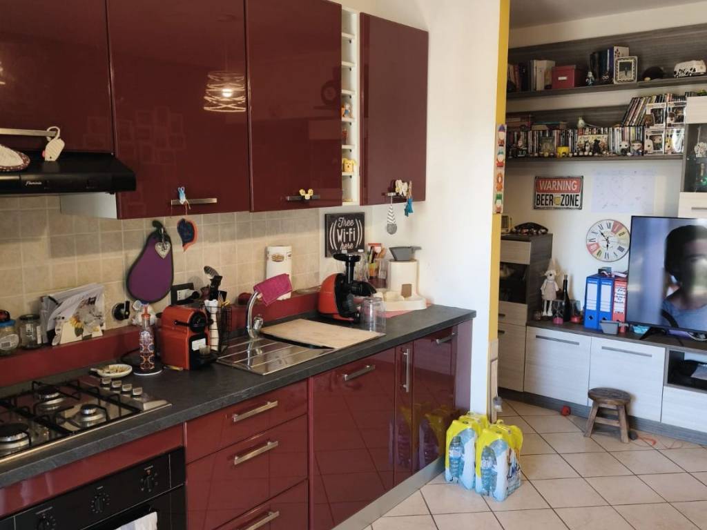 appartamento in vendita a Guidonia Montecelio in zona Guidonia