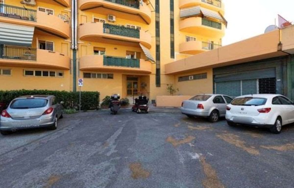 appartamento in vendita a Guidonia Montecelio in zona Guidonia