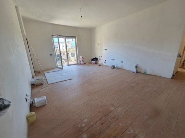 appartamento in vendita a Guidonia Montecelio in zona Villanova