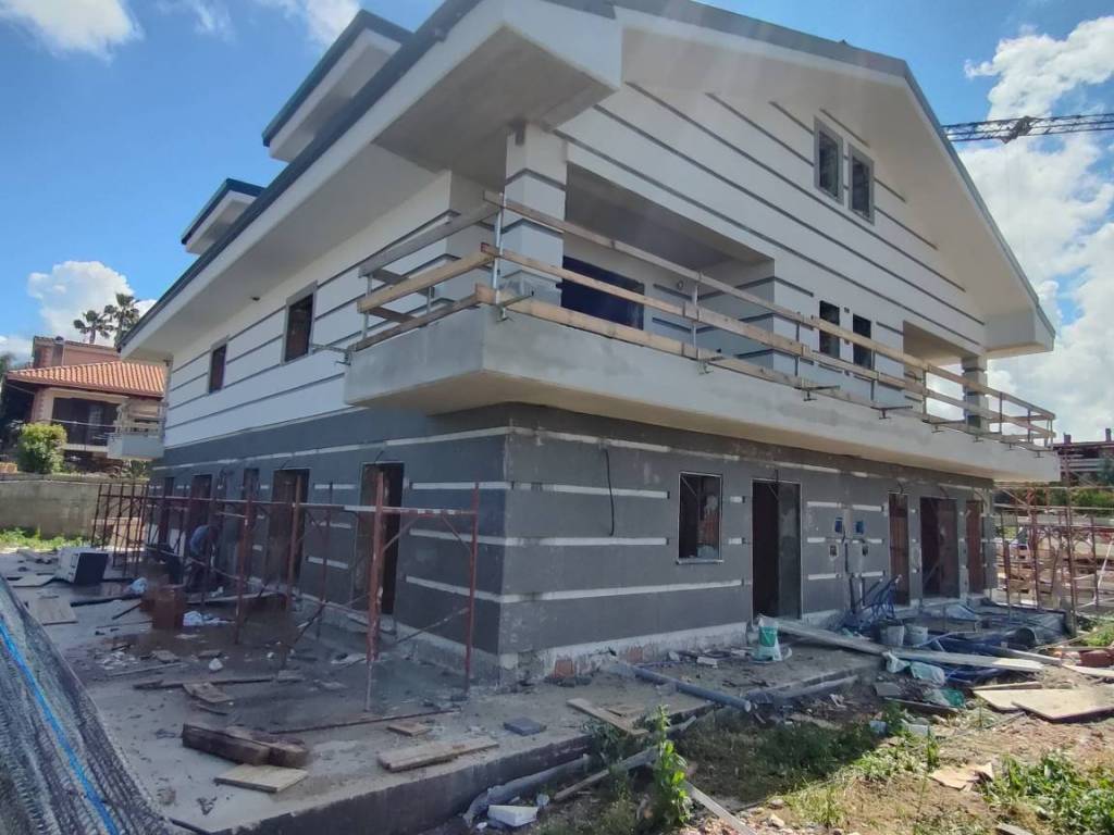 appartamento in vendita a Guidonia Montecelio in zona Setteville