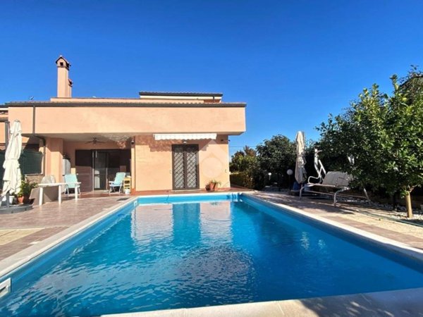 casa indipendente in vendita a Guidonia Montecelio