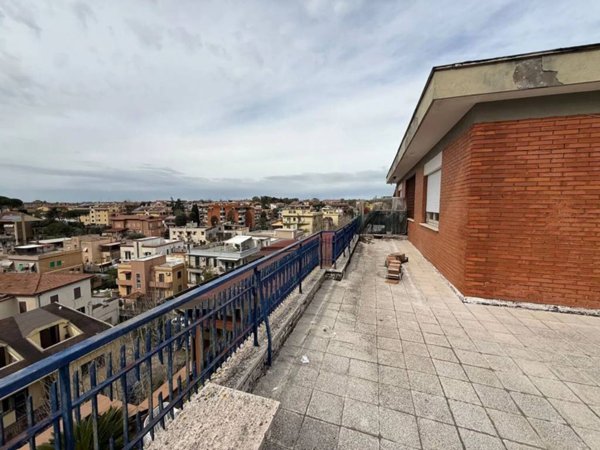 appartamento in vendita a Guidonia Montecelio in zona Guidonia