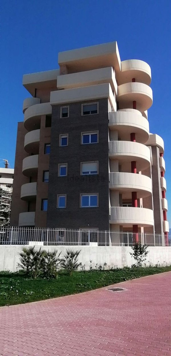 appartamento in vendita a Guidonia Montecelio in zona Guidonia