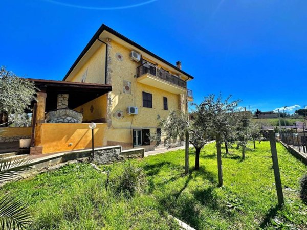 appartamento in vendita a Guidonia Montecelio in zona Setteville