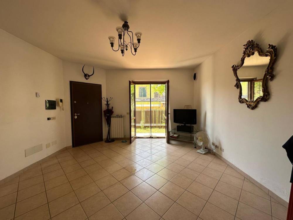 casa indipendente in vendita a Guidonia Montecelio in zona Setteville