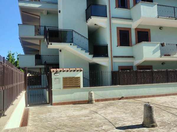 appartamento in vendita a Guidonia Montecelio in zona Colleverde