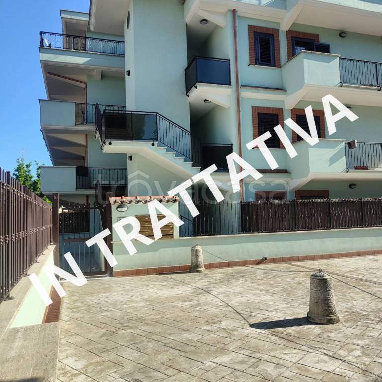 appartamento in vendita a Guidonia Montecelio in zona Colleverde