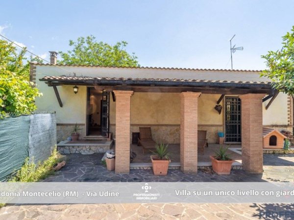casa indipendente in vendita a Guidonia Montecelio in zona Villalba