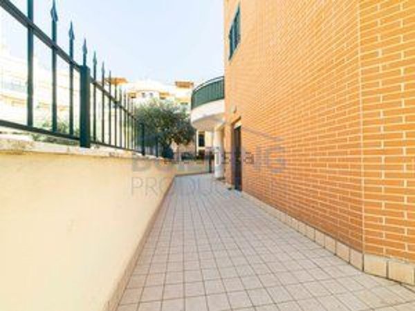appartamento in vendita a Guidonia Montecelio in zona Guidonia