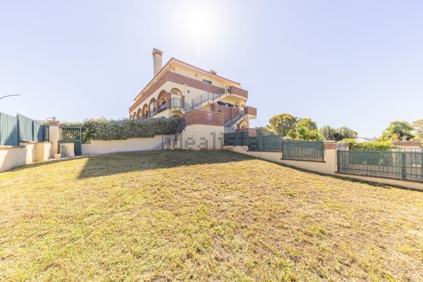 appartamento in vendita a Guidonia Montecelio